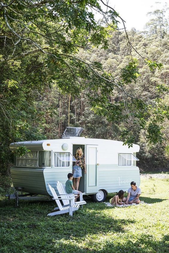 What is a Caravan? Can Caravans Be a Part of Your Life?